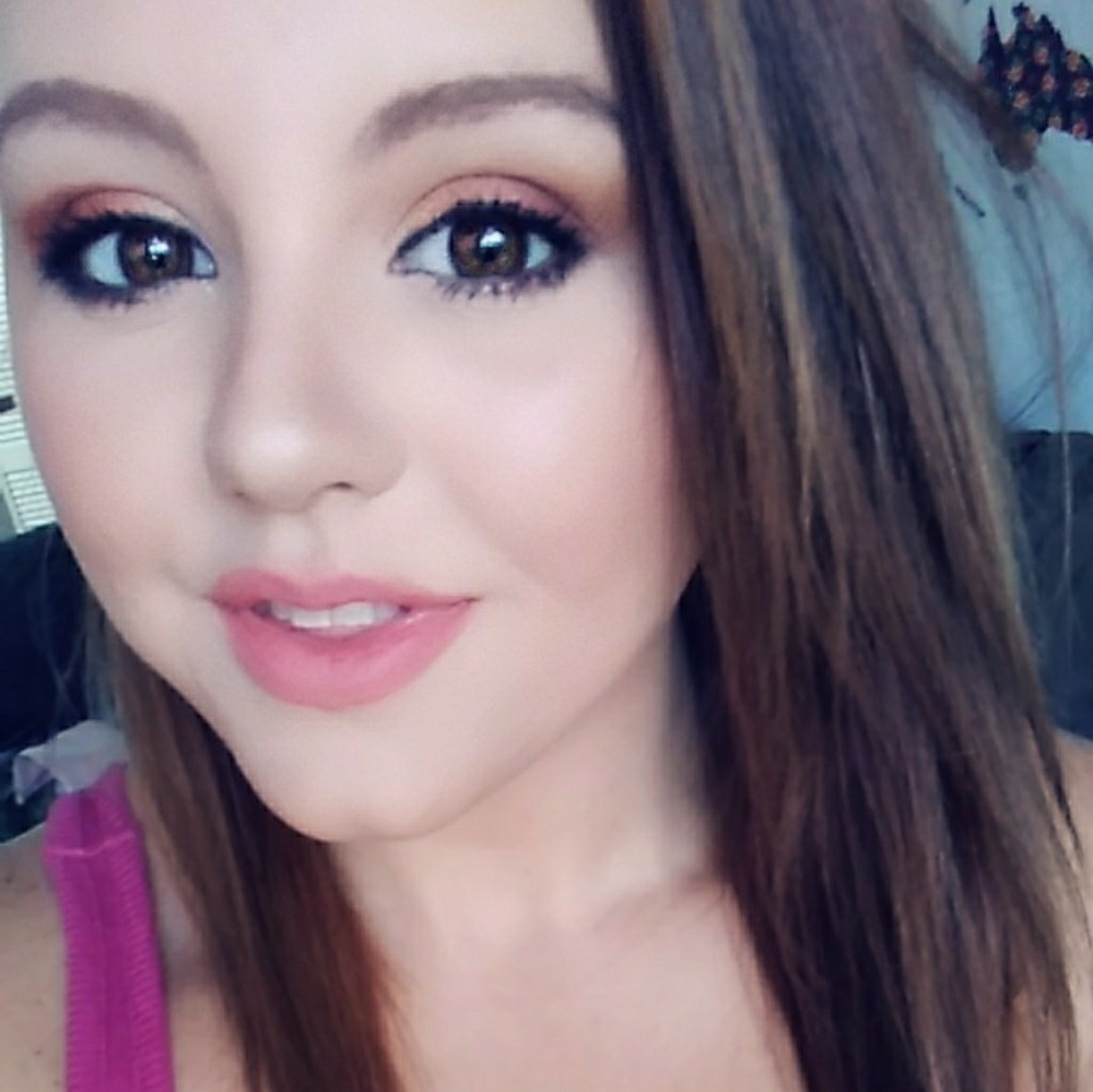Meet your Posher, Ashley faye